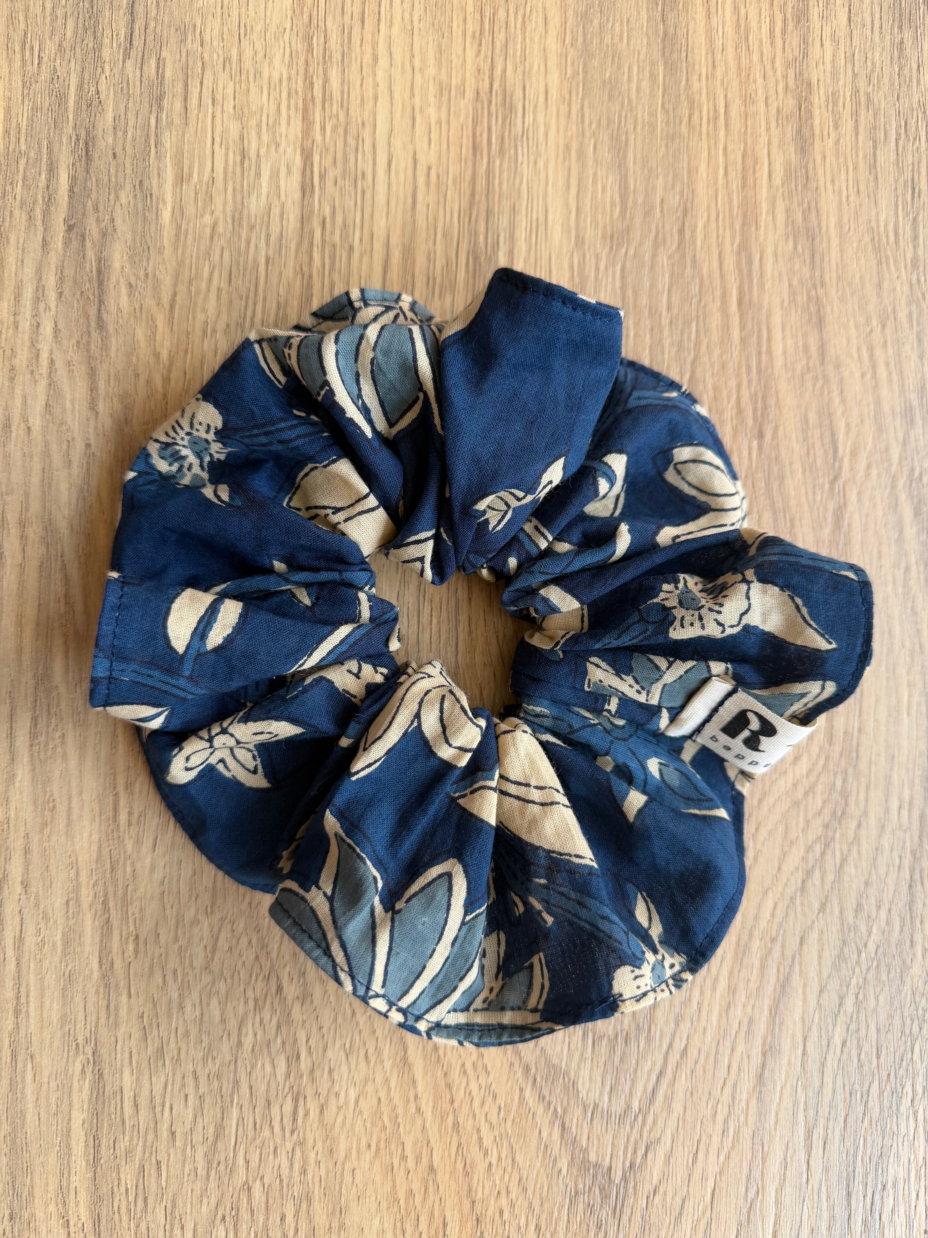 Scrunchie Fardau