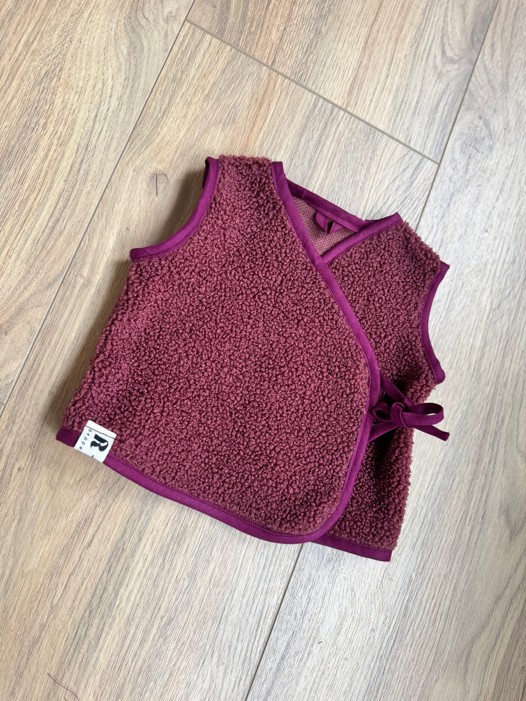 Babygilet Sarah